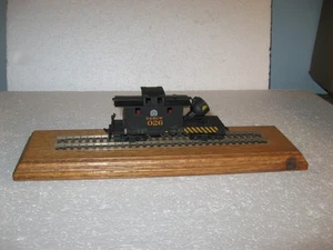HO SCALE MANTUA DENVER &RIO GRANDE WESTERN SEARCHLIGHT CABOOSE! - Picture 1 of 7