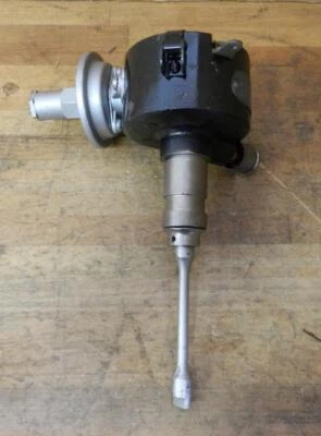 1937-38 Chrysler Royal C16, C18 3.6L, 4.0L 6-Cyl rebuilt distributor IGS-4010C - Image 1 of 4