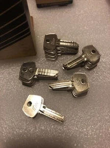 50 KEYS ILCO SARGENT 1007 RG KEYS BLANKS UNCUT LOCKSMITH NOS BOX - Picture 1 of 4