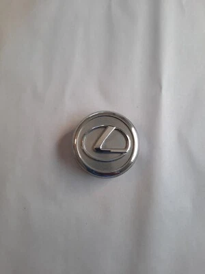 98-02 Lexus Center Cap ES300 ES330 GS300 GS430 RX330 RX350 2.5" Chrome 8841 OEM. - Image 1 of 4