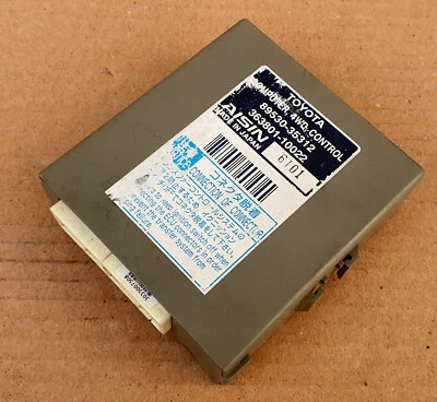 Toyota 4Runner V6 4x4 4WD Transfer Case Control Module 89530-35312 - Image 1 of 4