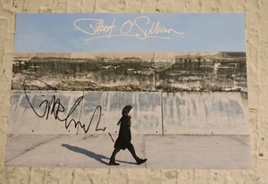 ORIGINAL Autogramm von Gilbert O`Sullivan. pers. gesammelt. 20x30 Foto 100% ECHT - Picture 1 of 1