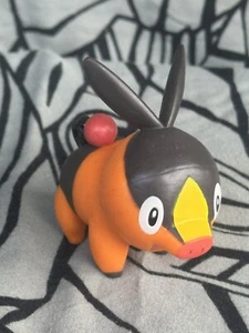 Tepig Pokemon Figure Jakks Pacific Nintendo 2011 3" Happy Face spedizione veloce - Foto 1 di 5