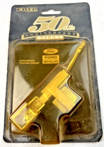 1990 1/64 Gold 50th Anniversary Ford New Holland Baler Toy - 4.75" x 1.75" - Picture 1 of 6