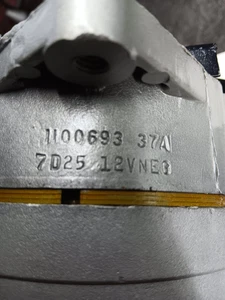 #1100693    1967  CORVETTE /CHEVELLE / CHEVY II  ALTERNATOR "7D25" - Picture 1 of 3