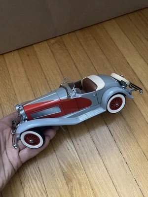 Danbury Mint Duesenberg 1935 SSJ 1/24 Diecast Convertible Coupe Car Vintage - Image 1 of 4
