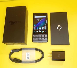 ⚡BLACKBERRY KEY2 LE 32GB KEYTWO UNLOCKED CELL PHONE CHATR ROGERS TELUS BELL FIDO - Foto 1 di 12