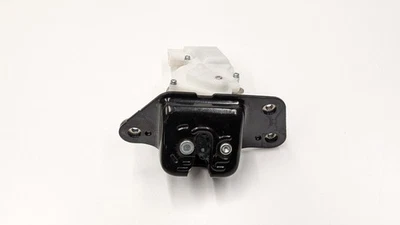 JEEP CHEROKEE KL MK5 TAILGATE LOCK LATCH CATCH BOOT LID 2014 - Image 1 of 4