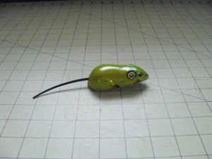 VINTAGE GREEN METAL MOUSE SELF PROPELLING - Picture 1 of 6