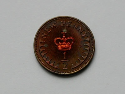 UK (Great Britain) 1973 1/2 PENNY Elizabeth II Proof Coin AU+ UNEVENLY TONED - Image 1 of 2
