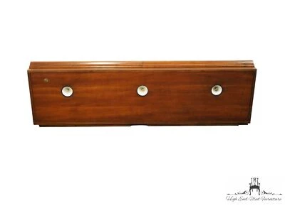 THOMASVILLE FURNITURE Winston Court Solid Cherry Traditional Pier Group 64" L... - Image 1 of 4