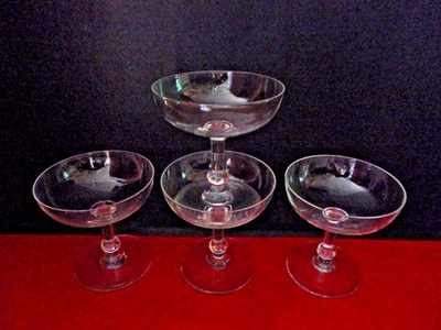 4 COUPES A CHAMPAGNE ANCIENNES EN CRISTAL SOUFFLE BACCARAT ST LOUIS - Photo 1/4