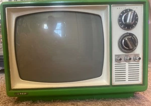 QUASAR 1970er Japan s/w grüne Konsole Analog TV SET, mit Antenne Vintage 1975 - Bild 1 von 22