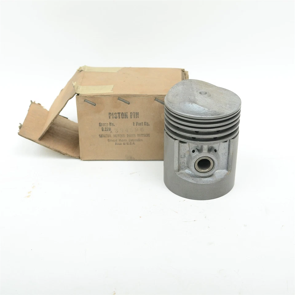 38-39 Buick Serie Especial 40 Pistón y Pin .030 Gran Tamaño OS GM 1394596 NOS Foto 1 de 4