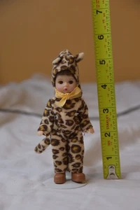 Madame Alexander Halloween Leopard Kostüm Puppe McDonalds Sammlerstück  - Bild 1 von 5