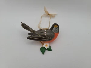 2018 Hallmark Beauty of the Birds Lady Robin Christmas Ornament NO BOX - Picture 1 of 7