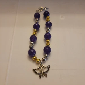 Brazalete Mariposa Hecho a Mano por Nanaluvcreations Púrpura Plata Tono Oro - Imagen 1 de 2