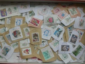 MONACO ENVIRON 1000 TIMBRES ENTRE 1990 ET 2000 SUR FRAGMENTS A LAVER T758 - Imagen 1 de 1
