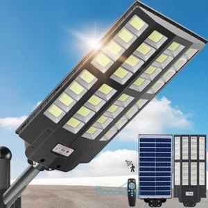 Super Bright LED Solar Street Light Dusk to Dawn For front door, garage, garden - Picture 1 of 22