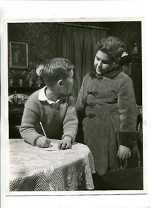 Foto de prensa vintage teatro de Broadway LA ROPA DEL EMPERADOR Brandon de Wilde - Imagen 1 de 2