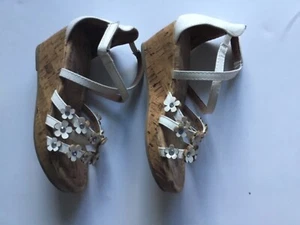 American Eagle AE Girl's Espadrille Shoes Platform White Flowers Preowned Size 2 - Picture 1 of 7