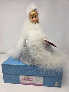MUÑECA MADAME ALEXANDER SNOW QUEEN 10" RETRATOS #1138 - Imagen 1 de 14
