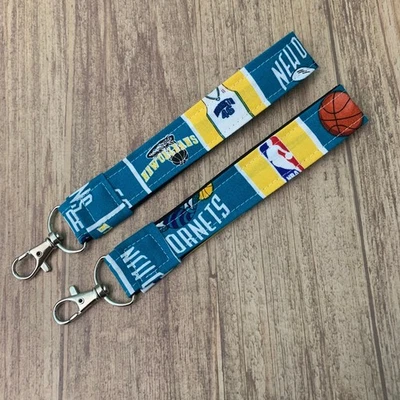 Go Team New Orleans Hornets Basketball NBA inspired Key Fob Key Chain Wristlet  - Изображение 1 из 3