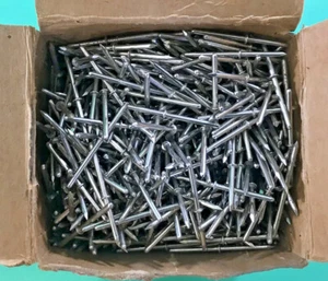 LOT OF 50 HASSALL NICKEL PLATED STEEL HARNESS BOARD POSTS SIZE 3/4" X .072 - Picture 1 of 5