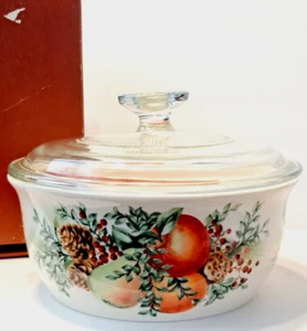 Lenox Williamsburg Buchsbaum & Kiefer Auflaufform & Deckel, 1,5 Quart, festlich! - Bild 1 von 9