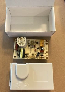 Suburban 520814 Water Heater Ignition Control Circuit Board With Cover RV - Picture 1 of 4