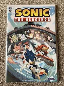 Signed by artist Tracey Yardley! - IDW Sonic the Hedgehog #9 (Cover RI) - Bild 1 von 2