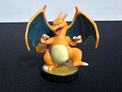 Figura Amiibo Nintendo Super Smash Bros - Charizard Foto 1 de 3