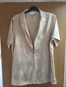 Asos Design Mens unisex S/S Shirt Size M Sateen PalmLeaf Design ViscoseMix BNWOT - Picture 1 of 12