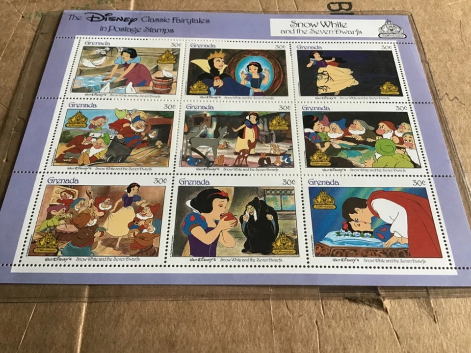 MayfairStamps Grenada Mint Never Hinged Snow White & 7 Dwarfs Disney Souvenir Sh - Image 1 of 1