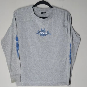 Vintage Y2K No Fear Langarm T-Shirt Blau Flammen Grafik Größe Small Skater - Bild 1 von 7