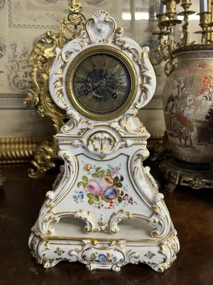 Pendule Porcelaine Polychrome Style Jacob Petit - Photo 1/4