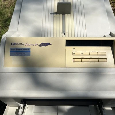 Vintage HP LaserJet 4MV Laser Printer C3142A September 1994 - Image 1 of 4
