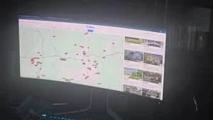 Alienware 34” WQHD Gaming Monitor AW3420DW 120Hz 2ms G-Sync UltraWide Curved - Picture 1 of 2