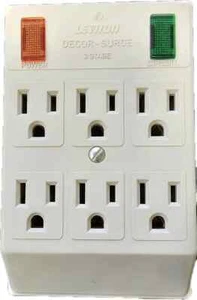 Adaptador de sobretensión enchufable Leviton 3500-P 15 amperios, 120 voltios, 6 salidas beige - Imagen 1 de 1