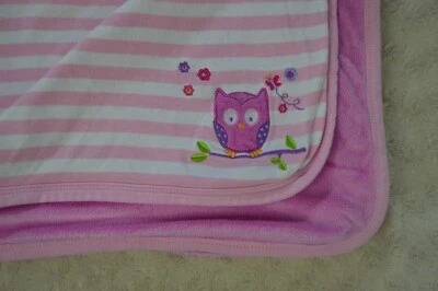 Manta bebé koala búho en rama rosa blanco rayas púrpura flor mariposa Foto 1 de 4