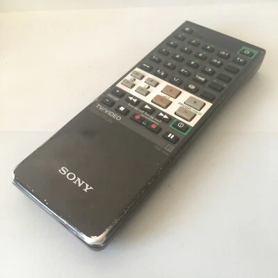 Genuine SONY RM-664 TV Trinitron & Video Betamax Remote Control Commander TESTED - Image 1 of 4