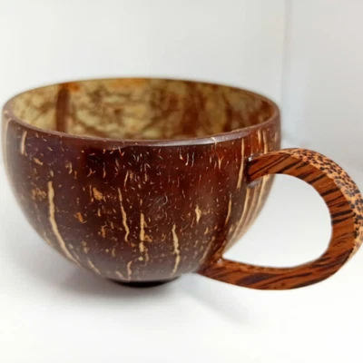 手工制作椰子壳茶杯椰子茶杯和茶碟免费送货 2023 — 第 1/2 张图片