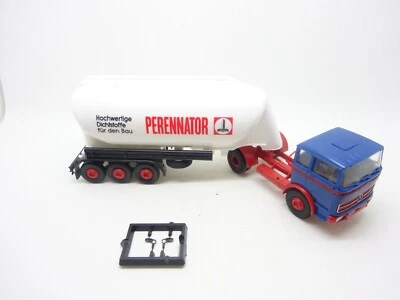 Brekina: MB 2223 Silo-Cisterna Rimorchio "Perennator" (SSK16) - Immagine 1 di 3