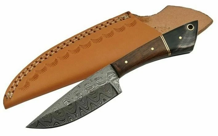 Damascus DM1123HN Damascus Fixed Blade Knife Skinner & Horn Handle Sheath
