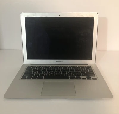 Apple MacBook Air 13 inch (128GB, Intel Core i5, 1.70GHz, 4GB) For Parts Only - Image 1 of 4