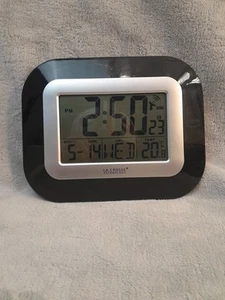 La Crosse Technology WT-8005 Atomic Digital Wall Clock Indoor Temp Tested Works - Picture 1 of 3