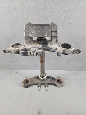 84 85 86 HONDA NIGHTHAWK CB700SC CB TRIPLE TREE STEERING STEM CLAMP OEM USED  - Image 1 of 4