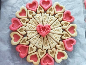 48 Hearts Cookie Cutters Cookie Cutters Paste Cutters - Picture 1 of 1