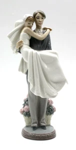 LLADRO Bräutigam und Braut "Über die Schwelle" Porzellanfigur um 80er Jahre - Bild 1 von 8