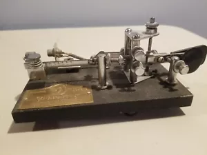 Vibroplex Bug Semiautomatic Telegraph Key made in 1949 : S/N 162549 - Picture 1 of 4
